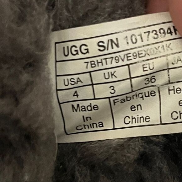 Ugg kids’ Double Bailey bow boots grey size 4 - Picture 9 of 9